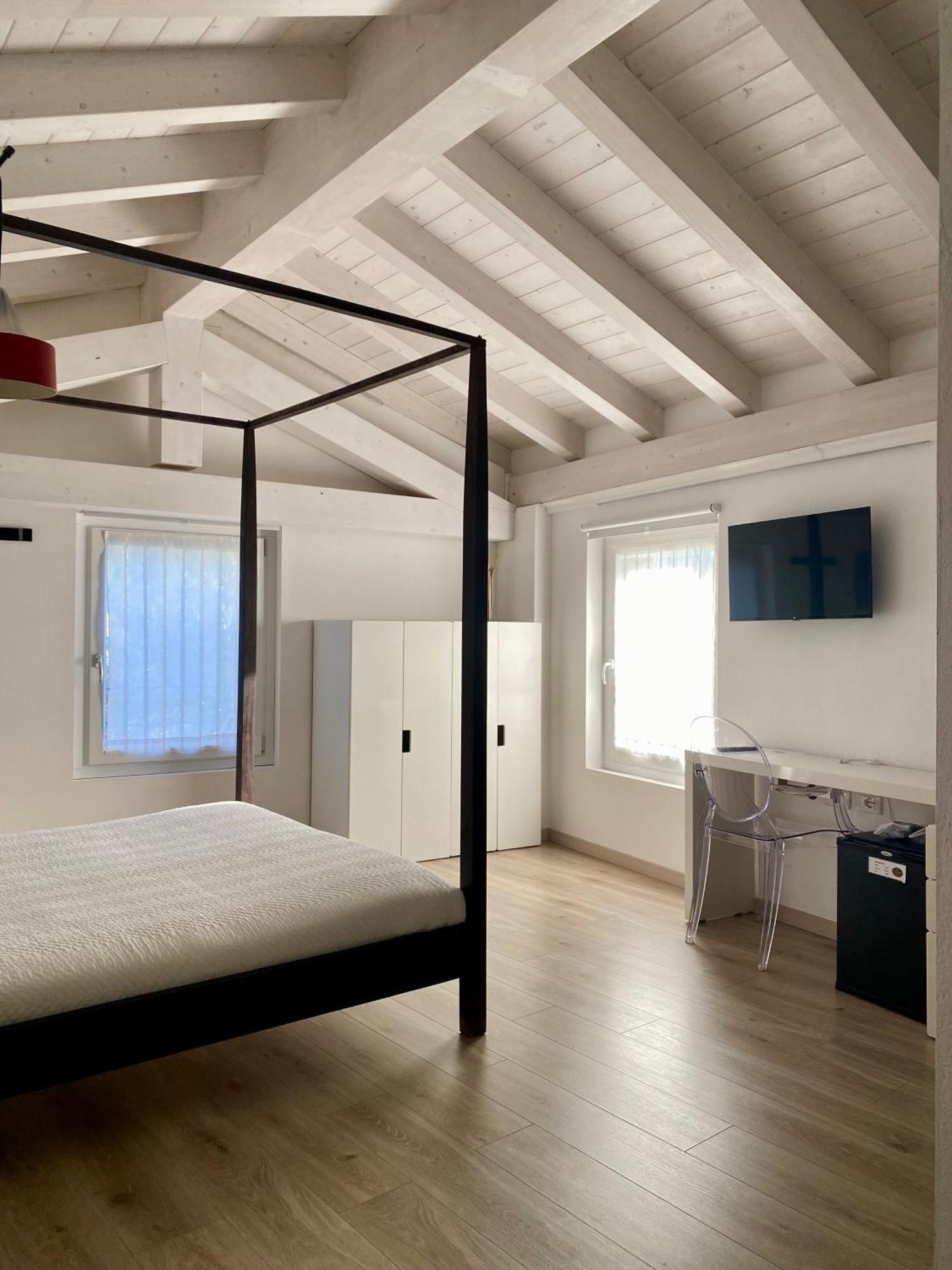 Bed And Breakfast Casa Del Nonno Adrara San Rocco Bagian luar foto