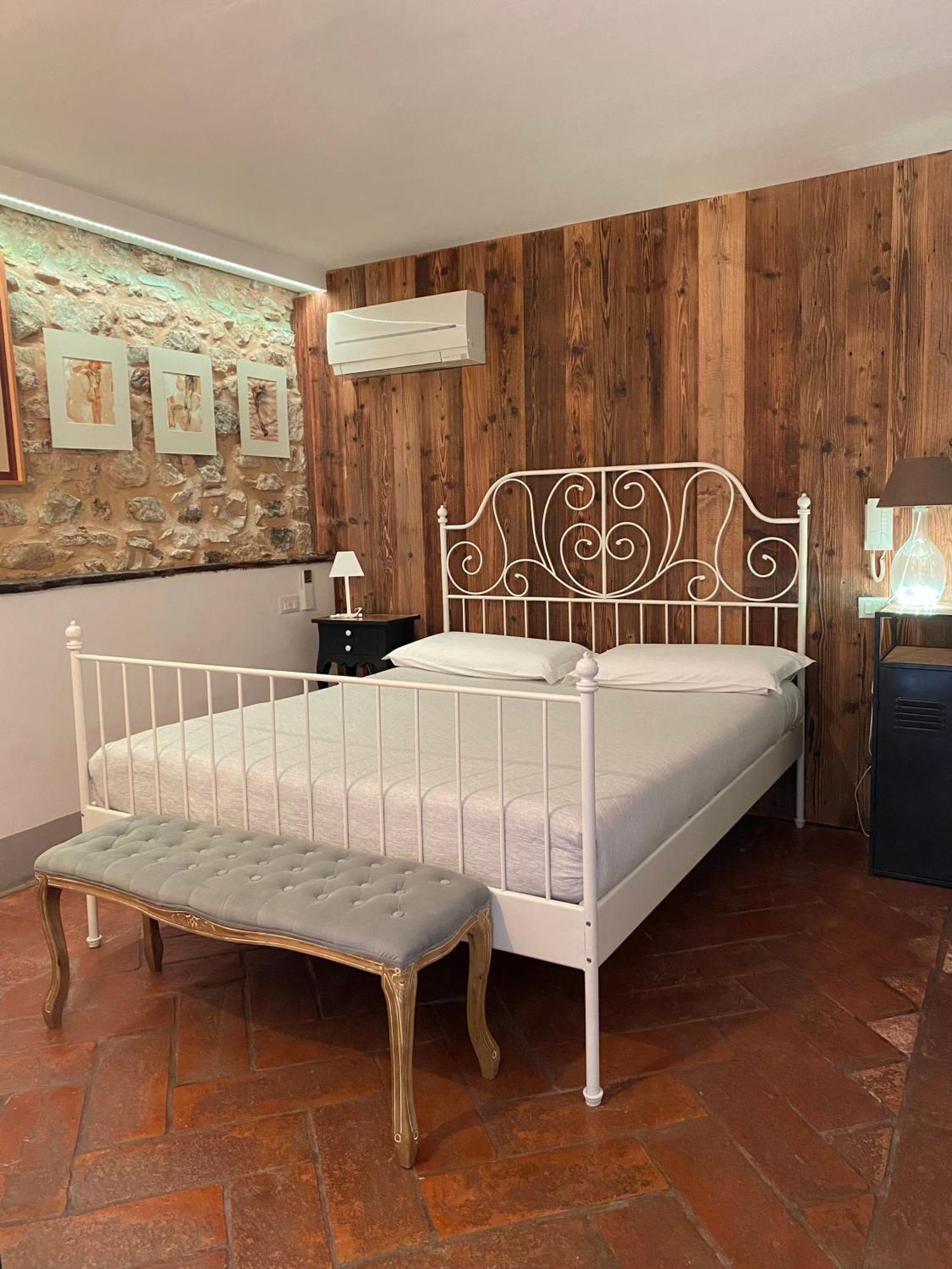 Bed And Breakfast Casa Del Nonno Adrara San Rocco Bagian luar foto