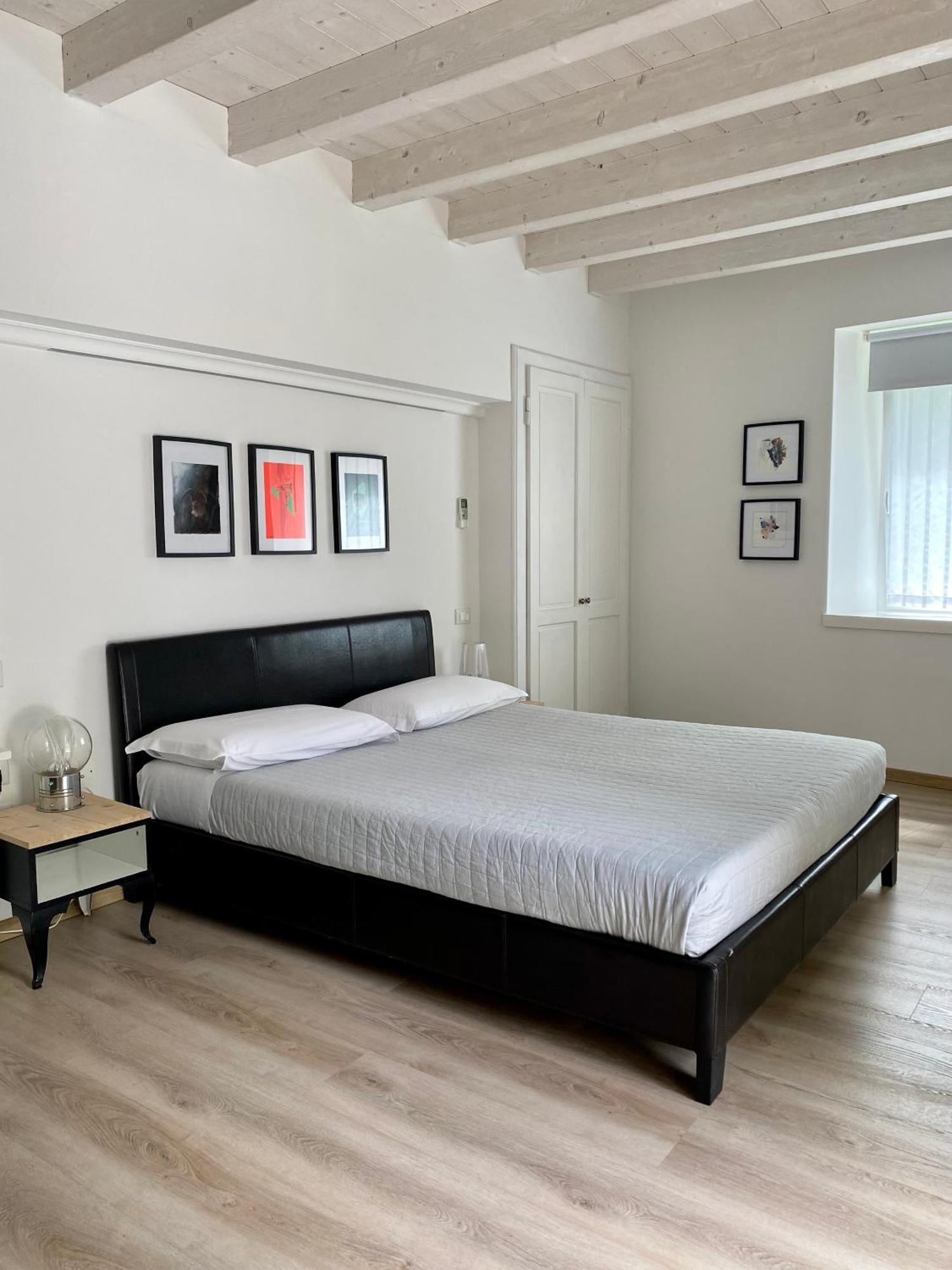 Bed And Breakfast Casa Del Nonno Adrara San Rocco Bagian luar foto